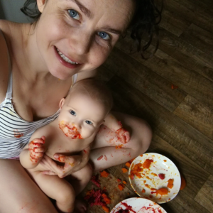 Přečtete si více ze článku 11 výhod metody BLW pro děti aneb proč jsem dávala dítěti jídlo do ruky